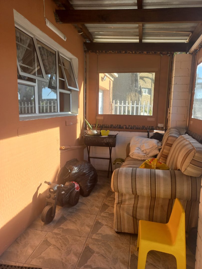 3 Bedroom Property for Sale in Gaylee Western Cape